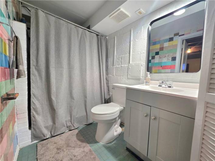 12280 Adams Dr, Irwin, PA 15642, 3 Bedrooms Bedrooms, 10 Rooms Rooms,2 BathroomsBathrooms,Residential,For Sale,Adams Dr,0,1711514