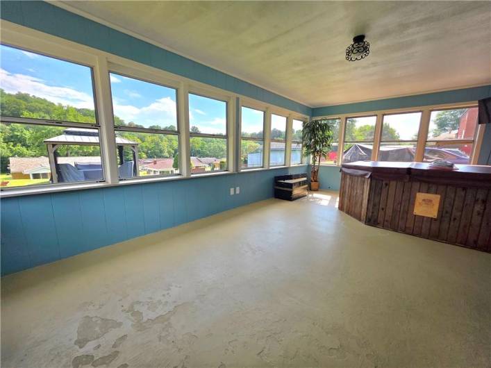 12280 Adams Dr, Irwin, PA 15642, 3 Bedrooms Bedrooms, 10 Rooms Rooms,2 BathroomsBathrooms,Residential,For Sale,Adams Dr,0,1711514