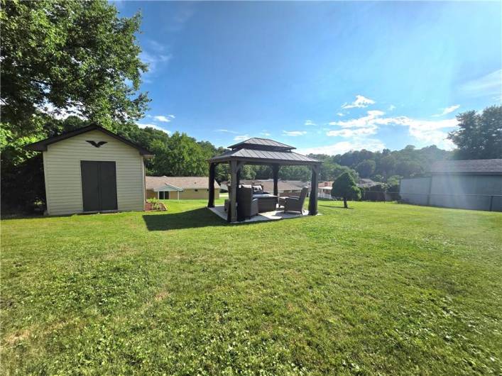 12280 Adams Dr, Irwin, PA 15642, 3 Bedrooms Bedrooms, 10 Rooms Rooms,2 BathroomsBathrooms,Residential,For Sale,Adams Dr,0,1711514