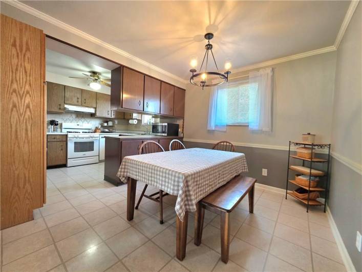 12280 Adams Dr, Irwin, PA 15642, 3 Bedrooms Bedrooms, 10 Rooms Rooms,2 BathroomsBathrooms,Residential,For Sale,Adams Dr,0,1711514