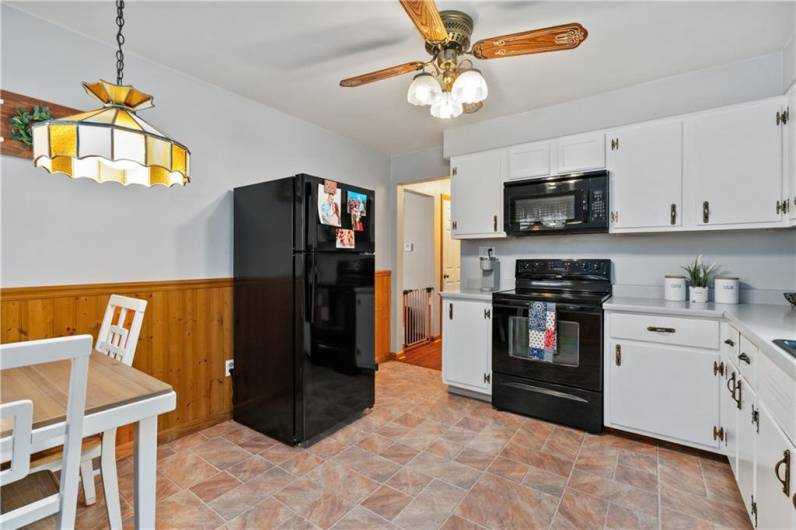 2105 Walch St, Monongahela, PA 15063, 2 Bedrooms Bedrooms, 6 Rooms Rooms,2 BathroomsBathrooms,Residential,For Sale,Walch St,0,1711530