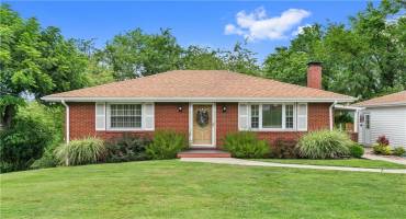 2105 Walch St, Monongahela, PA 15063, 2 Bedrooms Bedrooms, 6 Rooms Rooms,2 BathroomsBathrooms,Residential,For Sale,Walch St,0,1711530