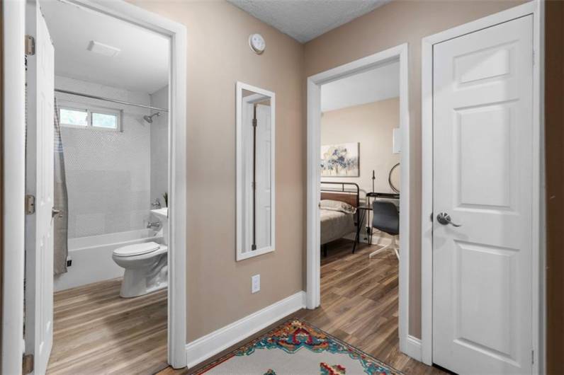 5402 Kincaid St, Pittsburgh, PA 15206, 2 Bedrooms Bedrooms, ,1 BathroomBathrooms,Residential,For Sale,Kincaid St,0,1711546