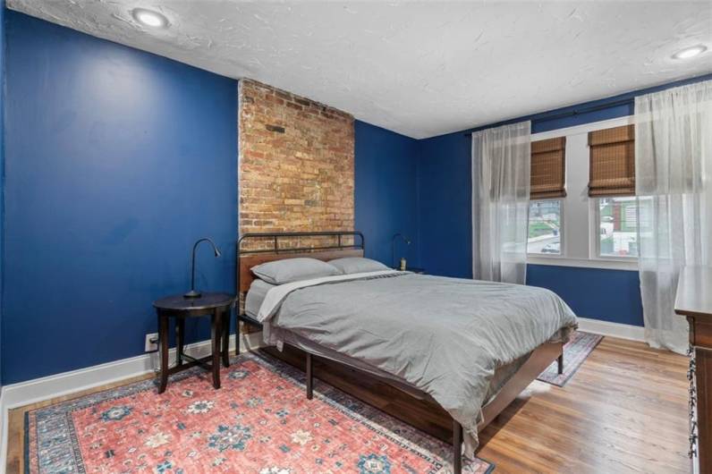 5402 Kincaid St, Pittsburgh, PA 15206, 2 Bedrooms Bedrooms, ,1 BathroomBathrooms,Residential,For Sale,Kincaid St,0,1711546
