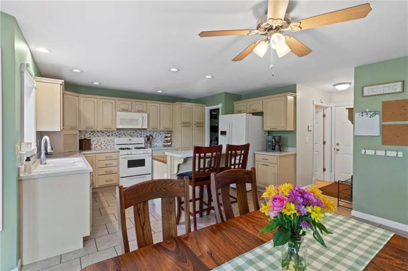 302 Kachmar Rd, Punxsutawney, PA 15767, 4 Bedrooms Bedrooms, ,2.1 BathroomsBathrooms,Residential,For Sale,Kachmar Rd,0,1711554
