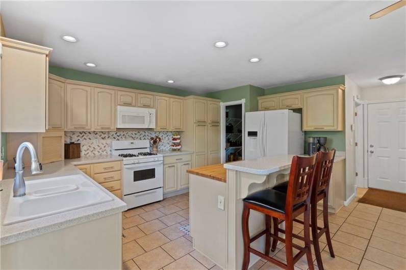 302 Kachmar Rd, Punxsutawney, PA 15767, 4 Bedrooms Bedrooms, ,2.1 BathroomsBathrooms,Residential,For Sale,Kachmar Rd,0,1711554