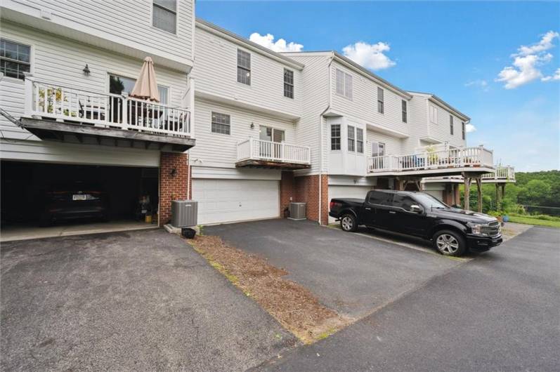 409 Marshall Heights Drive, Wexford, PA 15090, 3 Bedrooms Bedrooms, 7 Rooms Rooms,2.1 BathroomsBathrooms,Residential,For Sale,Marshall Heights Drive,0,1711567