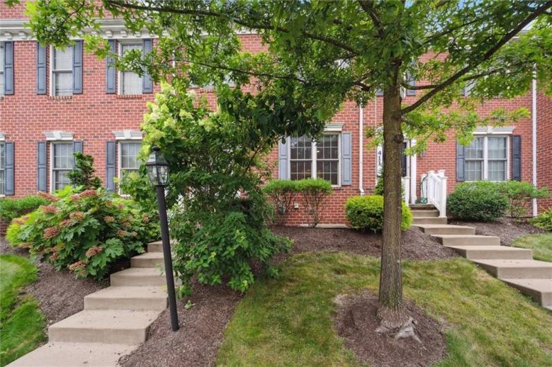 409 Marshall Heights Drive, Wexford, PA 15090, 3 Bedrooms Bedrooms, 7 Rooms Rooms,2.1 BathroomsBathrooms,Residential,For Sale,Marshall Heights Drive,0,1711567