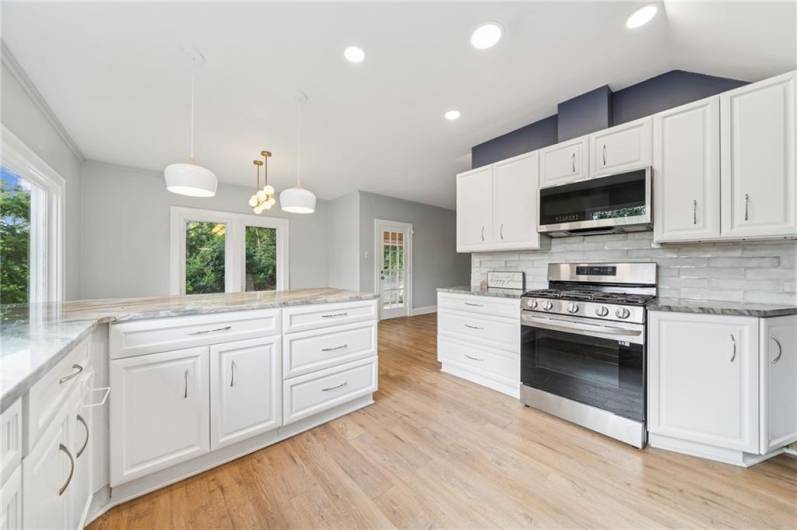 30 Forsythe Road, Pittsburgh, PA 15220, 4 Bedrooms Bedrooms, 10 Rooms Rooms,2 BathroomsBathrooms,Residential,For Sale,Forsythe Road,0,1711572