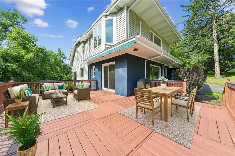 30 Forsythe Road, Pittsburgh, PA 15220, 4 Bedrooms Bedrooms, 10 Rooms Rooms,2 BathroomsBathrooms,Residential,For Sale,Forsythe Road,0,1711572
