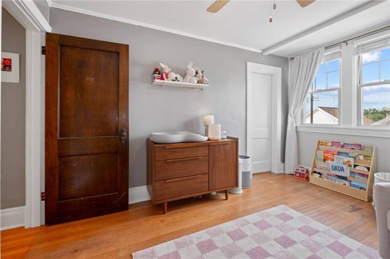 925 Fordham Ave, Pittsburgh, PA 15226, 3 Bedrooms Bedrooms, 7 Rooms Rooms,1 BathroomBathrooms,Residential,For Sale,Fordham Ave,0,1711596