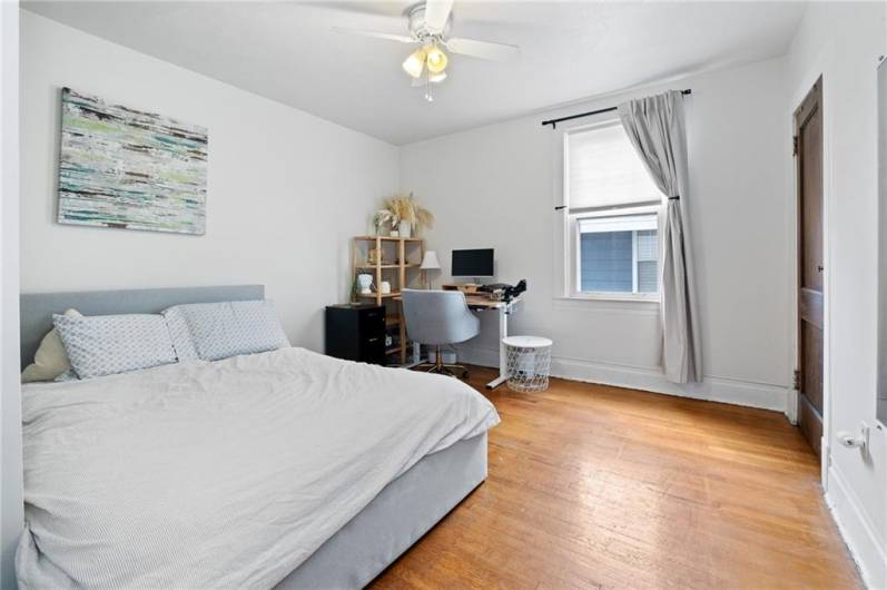 925 Fordham Ave, Pittsburgh, PA 15226, 3 Bedrooms Bedrooms, 7 Rooms Rooms,1 BathroomBathrooms,Residential,For Sale,Fordham Ave,0,1711596