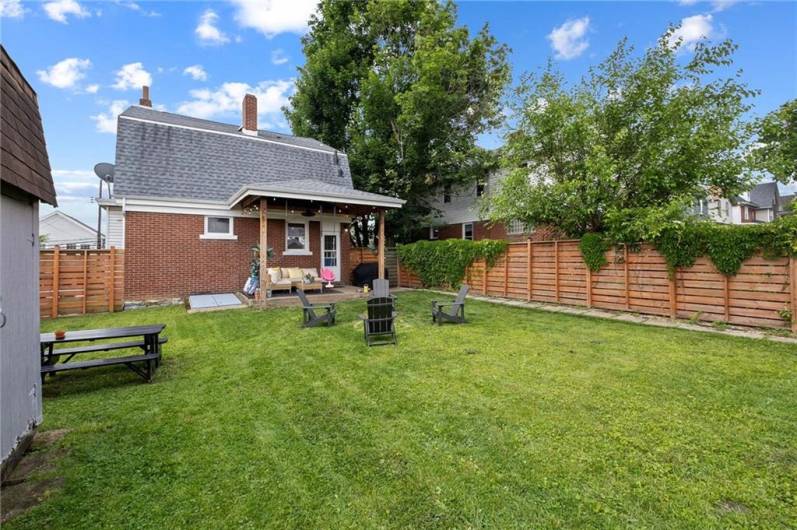 925 Fordham Ave, Pittsburgh, PA 15226, 3 Bedrooms Bedrooms, 7 Rooms Rooms,1 BathroomBathrooms,Residential,For Sale,Fordham Ave,0,1711596
