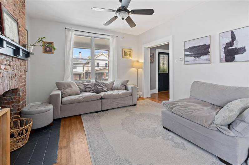 925 Fordham Ave, Pittsburgh, PA 15226, 3 Bedrooms Bedrooms, 7 Rooms Rooms,1 BathroomBathrooms,Residential,For Sale,Fordham Ave,0,1711596