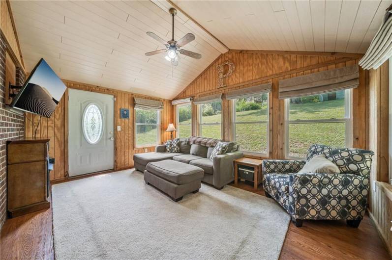 2082 Spooky Hollow Rd, Lower Burrell, PA 15068, 3 Bedrooms Bedrooms, ,1.1 BathroomsBathrooms,Residential,For Sale,Spooky Hollow Rd,0,1711619