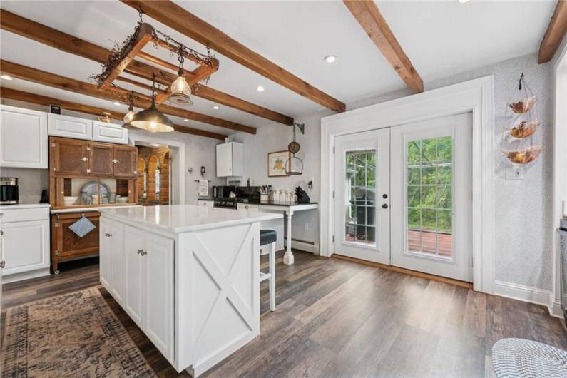 513 Austraw Rd, Ligonier, PA 15658, 4 Bedrooms Bedrooms, ,4.2 BathroomsBathrooms,Residential,For Sale,Austraw Rd,0,1711628