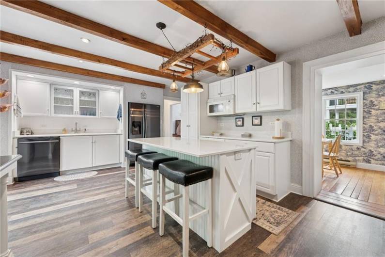 513 Austraw Rd, Ligonier, PA 15658, 4 Bedrooms Bedrooms, ,4.2 BathroomsBathrooms,Residential,For Sale,Austraw Rd,0,1711628