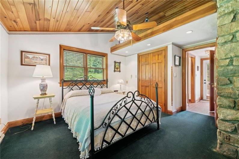513 Austraw Rd, Ligonier, PA 15658, 4 Bedrooms Bedrooms, ,4.2 BathroomsBathrooms,Residential,For Sale,Austraw Rd,0,1711628