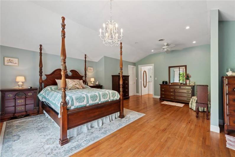 513 Austraw Rd, Ligonier, PA 15658, 4 Bedrooms Bedrooms, ,4.2 BathroomsBathrooms,Residential,For Sale,Austraw Rd,0,1711628