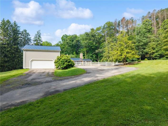 513 Austraw Rd, Ligonier, PA 15658, 4 Bedrooms Bedrooms, ,4.2 BathroomsBathrooms,Residential,For Sale,Austraw Rd,0,1711628