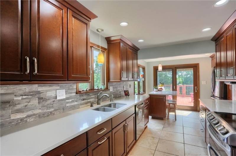 1019 Norton Dr, Mars, PA 16046, 4 Bedrooms Bedrooms, 10 Rooms Rooms,2.1 BathroomsBathrooms,Residential,For Sale,Norton Dr,0,1711634