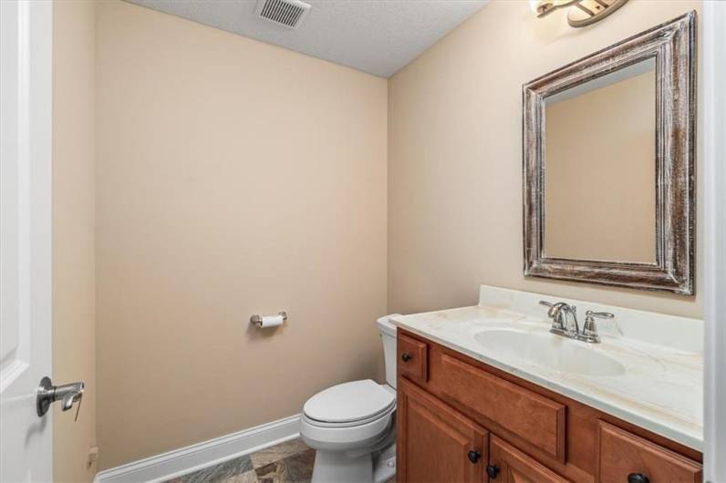 707 Onondaga Cir, Mars, PA 16046, 4 Bedrooms Bedrooms, 11 Rooms Rooms,2.2 BathroomsBathrooms,Residential,For Sale,Onondaga Cir,0,1711663