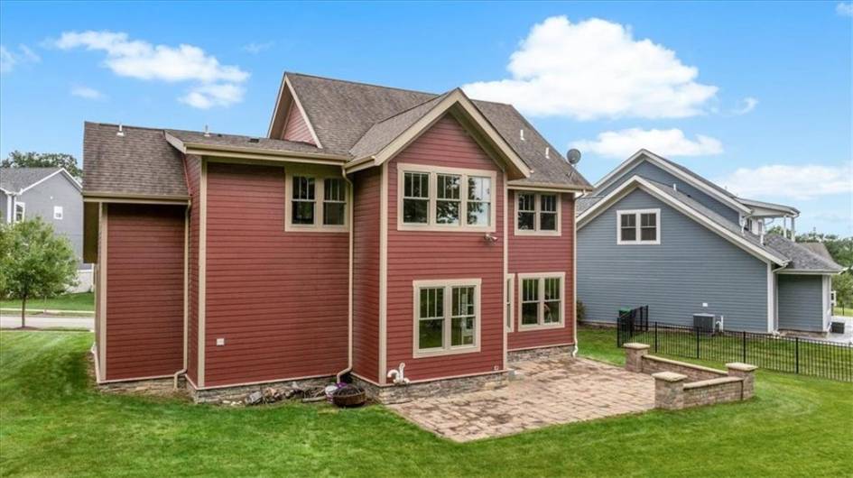 707 Onondaga Cir, Mars, PA 16046, 4 Bedrooms Bedrooms, 11 Rooms Rooms,2.2 BathroomsBathrooms,Residential,For Sale,Onondaga Cir,0,1711663