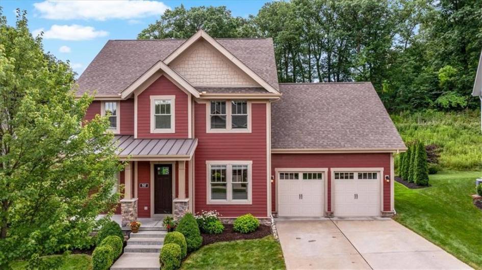 707 Onondaga Cir, Mars, PA 16046, 4 Bedrooms Bedrooms, 11 Rooms Rooms,2.2 BathroomsBathrooms,Residential,For Sale,Onondaga Cir,0,1711663