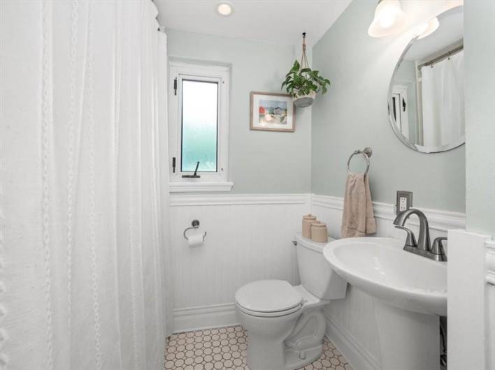 141 Manor Rd, Wexford, PA 15090, 3 Bedrooms Bedrooms, ,1.1 BathroomsBathrooms,Residential,For Sale,Manor Rd,0,1711664
