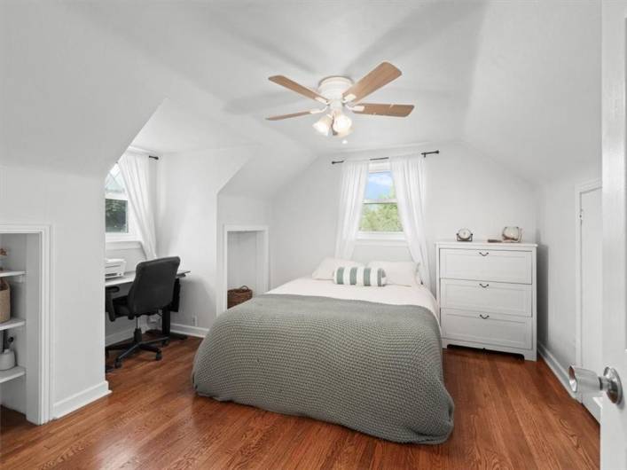 Upstairs bedroom