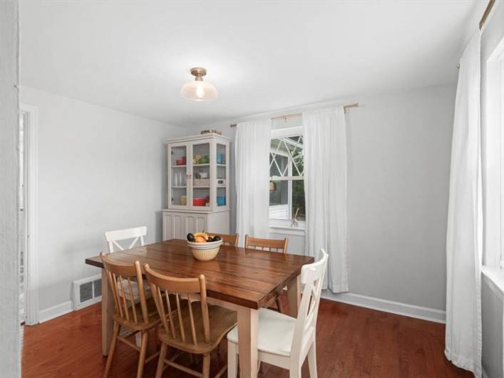 141 Manor Rd, Wexford, PA 15090, 3 Bedrooms Bedrooms, ,1.1 BathroomsBathrooms,Residential,For Sale,Manor Rd,0,1711664