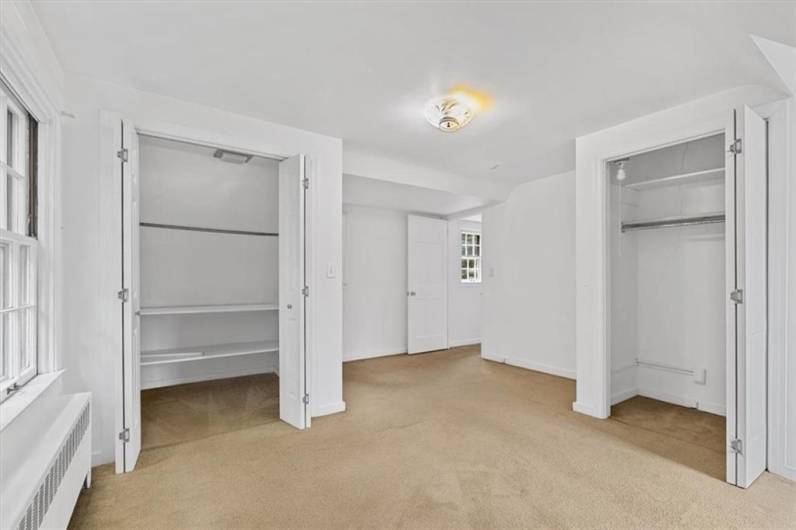 200 Crestmont Rd, Pittsburgh, PA 15237, 4 Bedrooms Bedrooms, 10 Rooms Rooms,2.1 BathroomsBathrooms,Residential,For Sale,Crestmont Rd,0,1711666