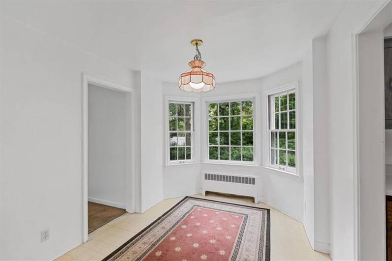 200 Crestmont Rd, Pittsburgh, PA 15237, 4 Bedrooms Bedrooms, 10 Rooms Rooms,2.1 BathroomsBathrooms,Residential,For Sale,Crestmont Rd,0,1711666