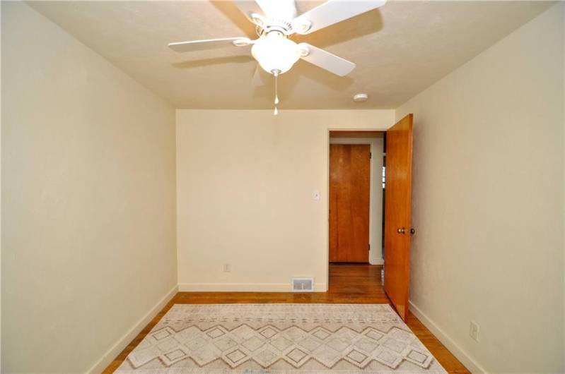 16 Jackson Dr, Monessen, PA 15062, 3 Bedrooms Bedrooms, 5 Rooms Rooms,2 BathroomsBathrooms,Residential,For Sale,Jackson Dr,0,1711670