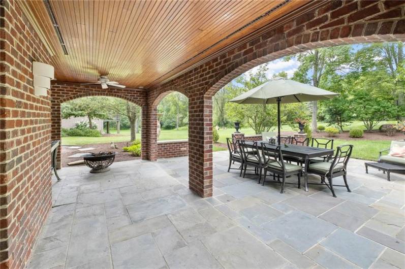 This weather protected area gives you the opportunity to sit outside during the rain and relax with a beverage of your choice.