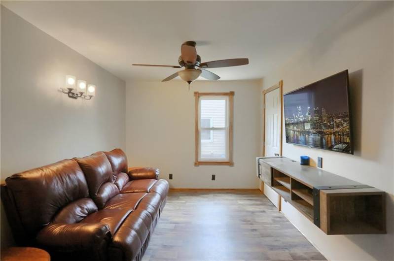 736 Penn Ave, Midland, PA 15059, 3 Bedrooms Bedrooms, 9 Rooms Rooms,2 BathroomsBathrooms,Residential,For Sale,Penn Ave,0,1711684