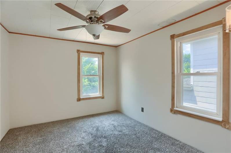 736 Penn Ave, Midland, PA 15059, 3 Bedrooms Bedrooms, 9 Rooms Rooms,2 BathroomsBathrooms,Residential,For Sale,Penn Ave,0,1711684