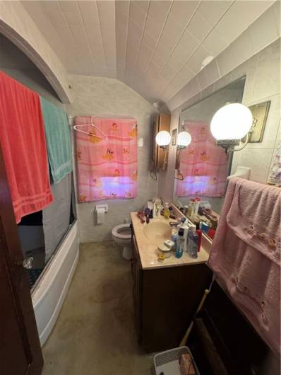 5322 Fredanna St, Pittsburgh, PA 15207, 3 Bedrooms Bedrooms, 7 Rooms Rooms,2 BathroomsBathrooms,Residential,For Sale,Fredanna St,0,1711699