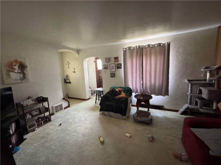 5322 Fredanna St, Pittsburgh, PA 15207, 3 Bedrooms Bedrooms, 7 Rooms Rooms,2 BathroomsBathrooms,Residential,For Sale,Fredanna St,0,1711699