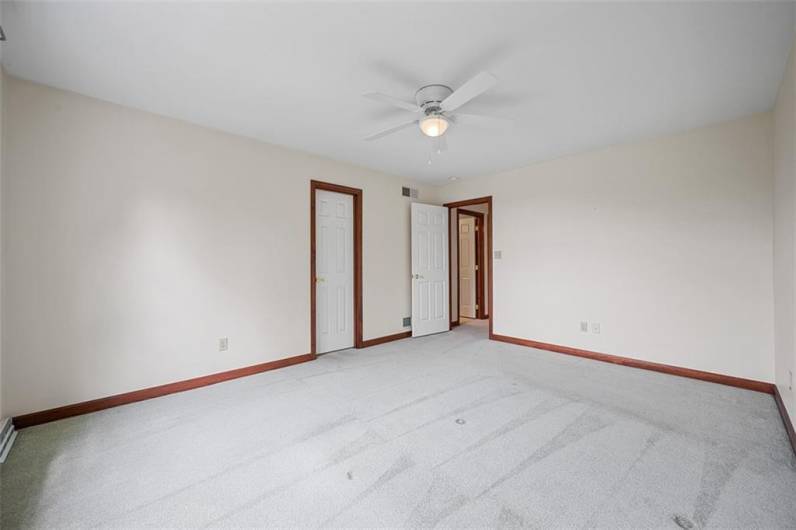 247 Erin Drive, Cranberry Township, PA 16066, 4 Bedrooms Bedrooms, 10 Rooms Rooms,3.1 BathroomsBathrooms,Residential,For Sale,Erin Drive,0,1711700