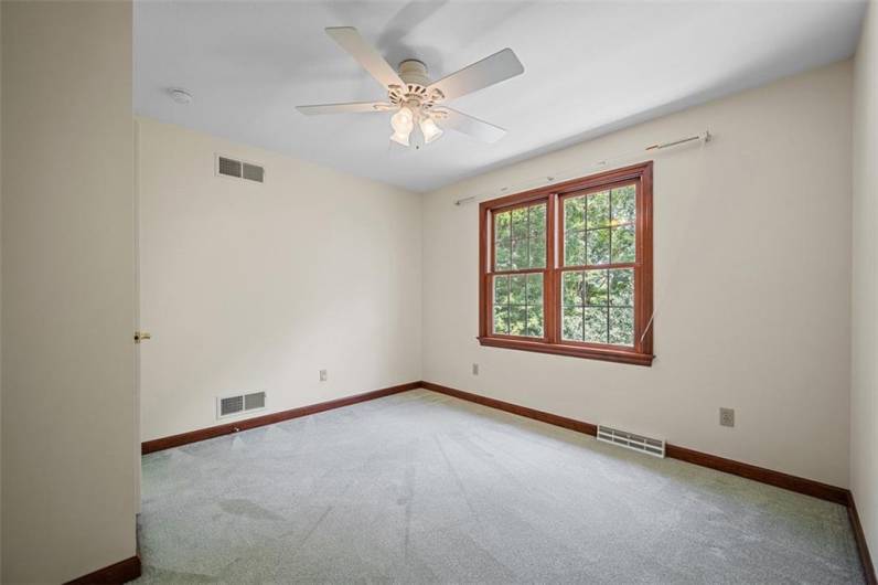 247 Erin Drive, Cranberry Township, PA 16066, 4 Bedrooms Bedrooms, 10 Rooms Rooms,3.1 BathroomsBathrooms,Residential,For Sale,Erin Drive,0,1711700