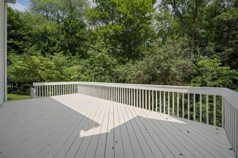 247 Erin Drive, Cranberry Township, PA 16066, 4 Bedrooms Bedrooms, 10 Rooms Rooms,3.1 BathroomsBathrooms,Residential,For Sale,Erin Drive,0,1711700