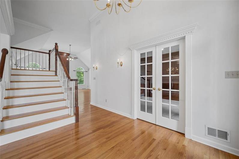 247 Erin Drive, Cranberry Township, PA 16066, 4 Bedrooms Bedrooms, 10 Rooms Rooms,3.1 BathroomsBathrooms,Residential,For Sale,Erin Drive,0,1711700
