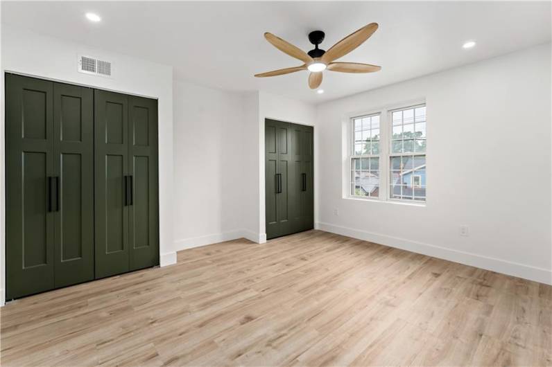 7211 Whipple St, Pittsburgh, PA 15218, 4 Bedrooms Bedrooms, 8 Rooms Rooms,2.1 BathroomsBathrooms,Residential,For Sale,Whipple St,0,1711706