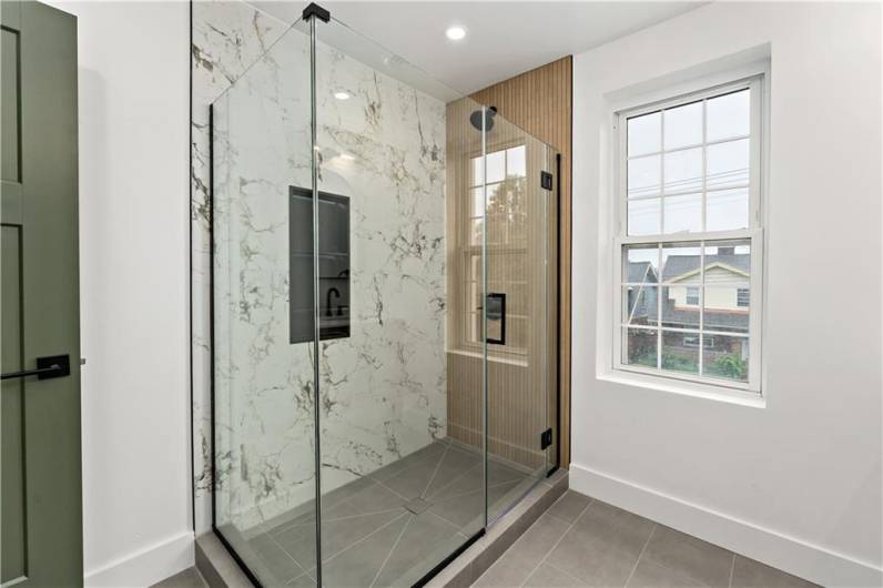7211 Whipple St, Pittsburgh, PA 15218, 4 Bedrooms Bedrooms, 8 Rooms Rooms,2.1 BathroomsBathrooms,Residential,For Sale,Whipple St,0,1711706