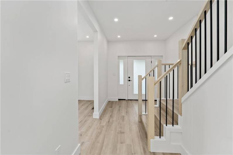 7211 Whipple St, Pittsburgh, PA 15218, 4 Bedrooms Bedrooms, 8 Rooms Rooms,2.1 BathroomsBathrooms,Residential,For Sale,Whipple St,0,1711706