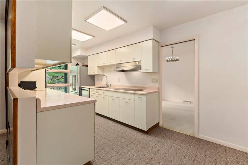 2306 Marbury Rd, Pittsburgh, PA 15221, 2 Bedrooms Bedrooms, ,2 BathroomsBathrooms,Lease,For Sale,Marbury Rd,0,1711709
