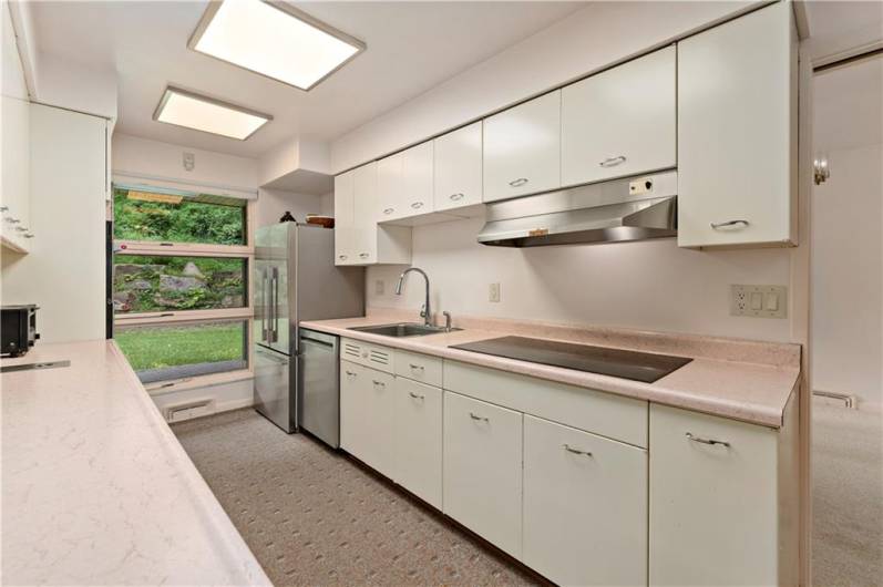 2306 Marbury Rd, Pittsburgh, PA 15221, 2 Bedrooms Bedrooms, ,2 BathroomsBathrooms,Lease,For Sale,Marbury Rd,0,1711709