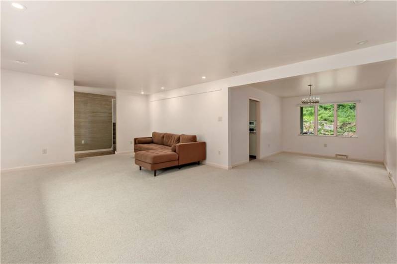 2306 Marbury Rd, Pittsburgh, PA 15221, 2 Bedrooms Bedrooms, ,2 BathroomsBathrooms,Lease,For Sale,Marbury Rd,0,1711709