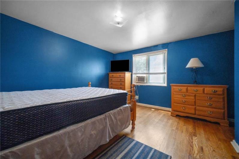 7163 Tilden St, Pittsburgh, PA 15206, 2 Bedrooms Bedrooms, ,1 BathroomBathrooms,Residential,For Sale,Tilden St,0,1711710